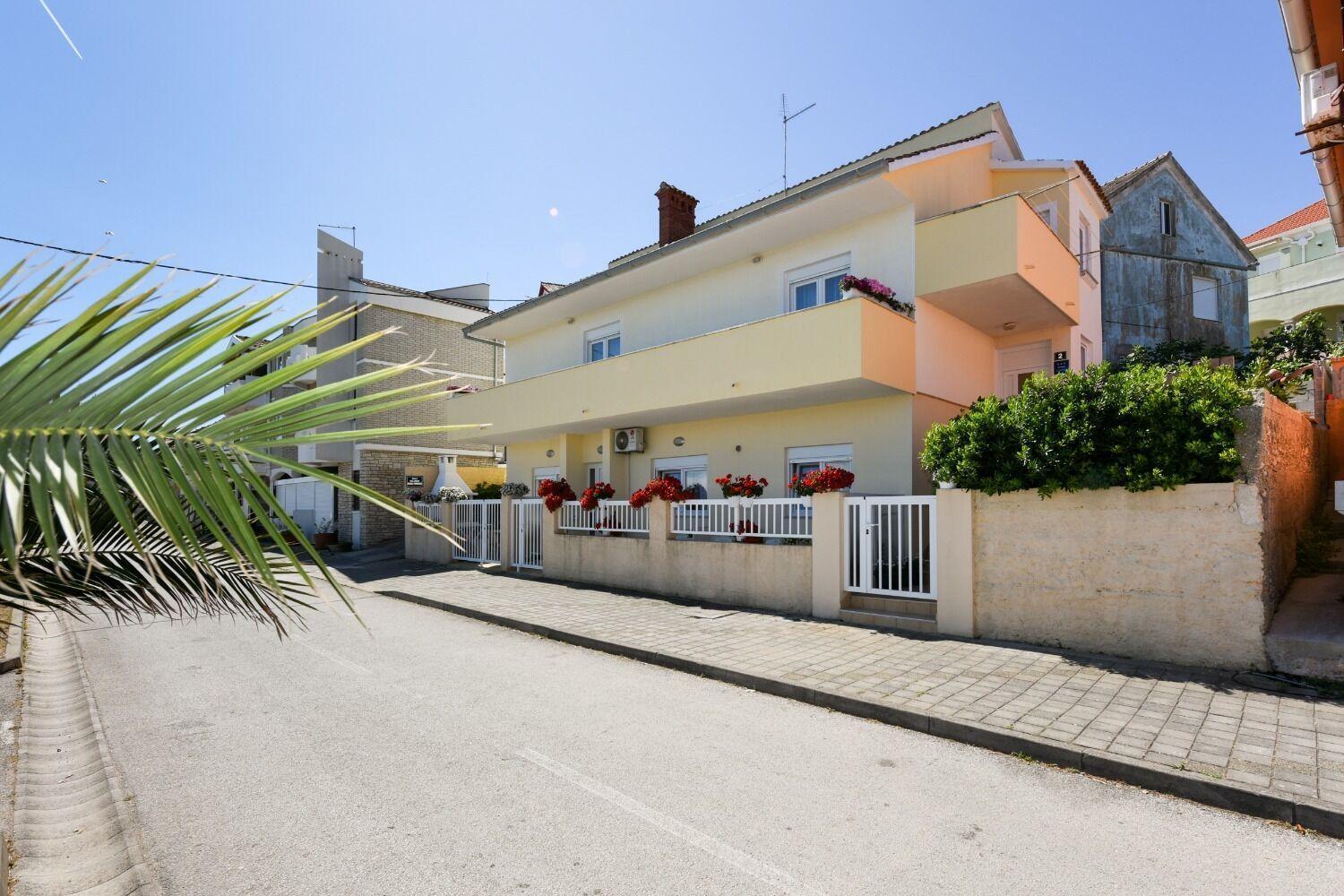 Apartments Kolt - 15M From Sea Kali Zewnętrze zdjęcie