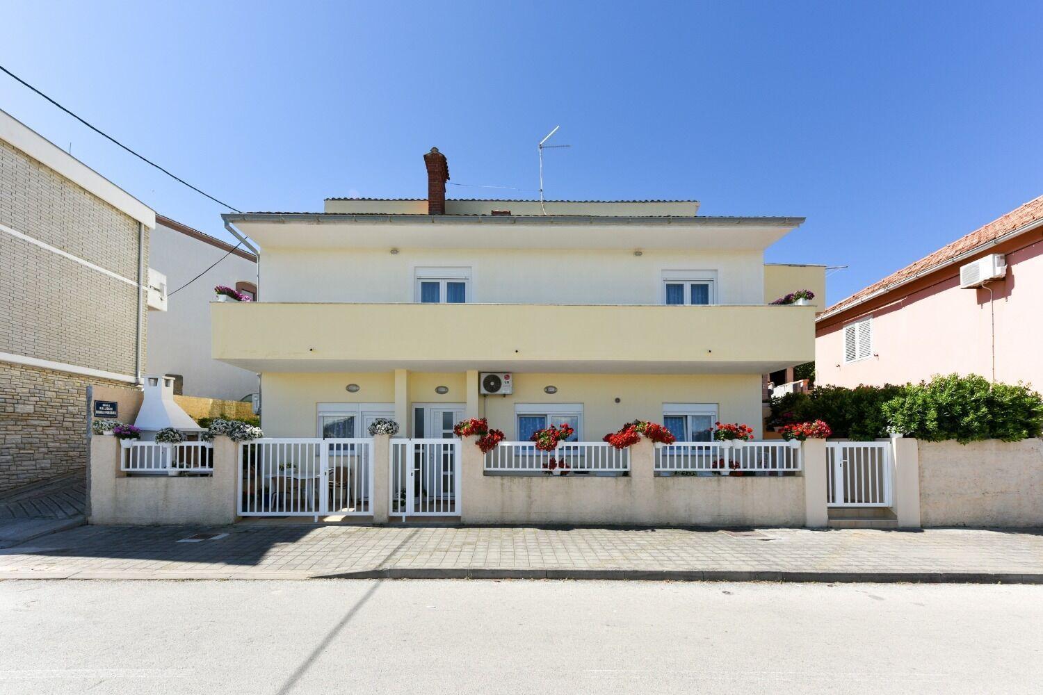 Apartments Kolt - 15M From Sea Kali Zewnętrze zdjęcie